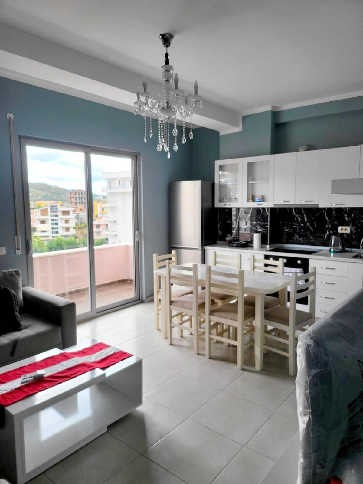 Ewa Apartment